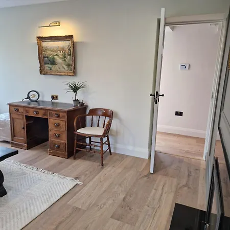 Willow Lodge Cashel- Rock View-Sleeps From 2 Up To 8 Guests Exterior photo